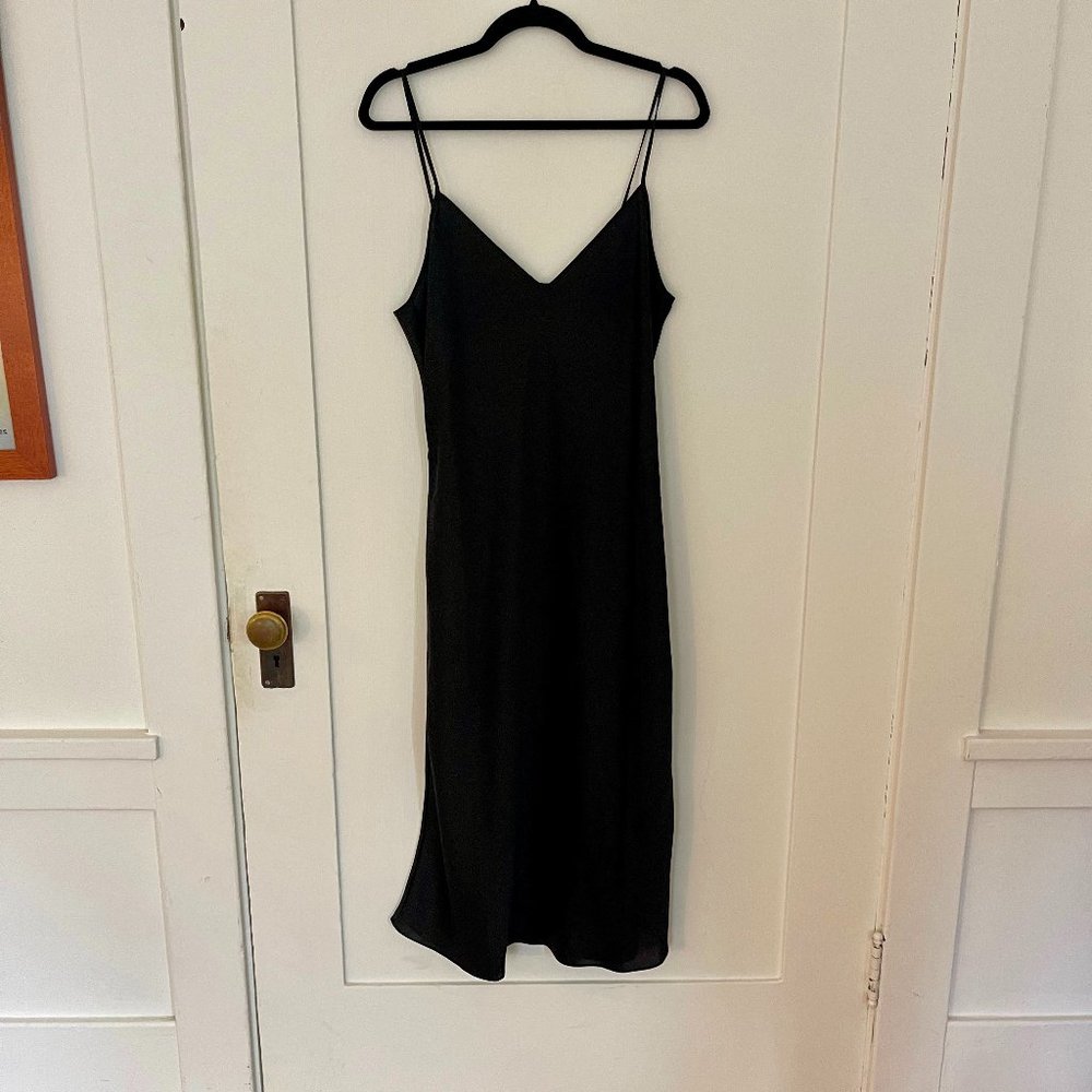 Aritzia Wilfred Free Only Slip Midi Dress - black size L